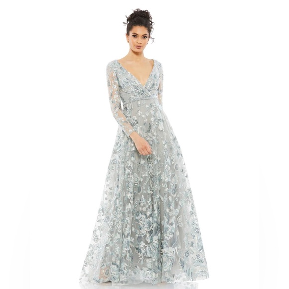 NWT $798 MAC DUGGAL EMBELLISHED V NECK ILLUSION LONG SLEEVE A LINE GOWN 67869